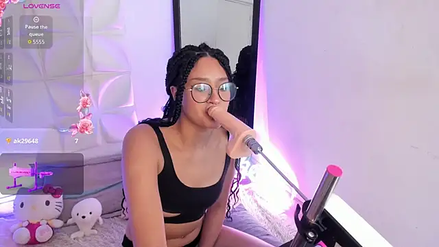 KhalifaDreamss online show from October 1, 1:48 pm