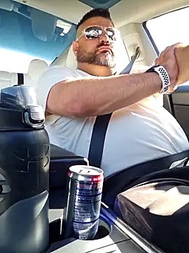 Roddog18 online show from April 7, 11:50 pm