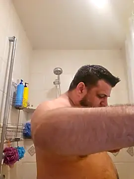 Roddog18 online show from February 20, 3:03 am