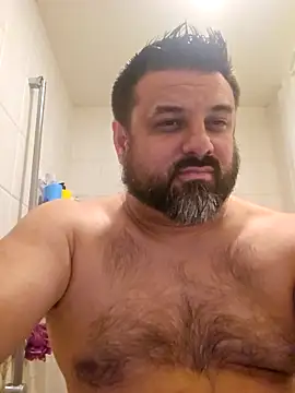 Roddog18 online show from November 14, 2:37 am