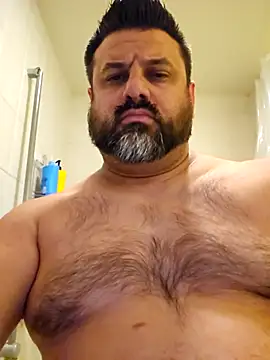 Roddog18 online show from December 17, 5:56 am