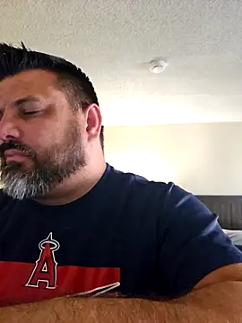 Roddog18 online show from February 22, 1:08 am