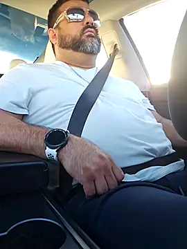 Roddog18 online show from January 18, 3:59 pm