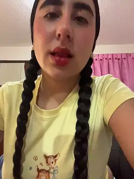 Snapshot of Miichii chatting on November 21, 11:59 pm Miichii online show from November 21, 11:59 pm