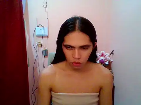 sweet yummy69 online show from January 11, 10:49 pm