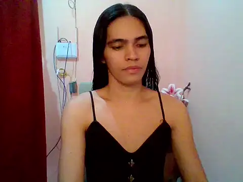 sweet yummy69 online show from January 13, 10:46 pm