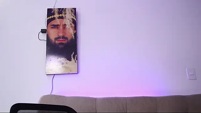 Snapshot of SOY_MIKE chatting on February 14, 6:52 pm SOY MIKE online show from February 14, 6:52 pm