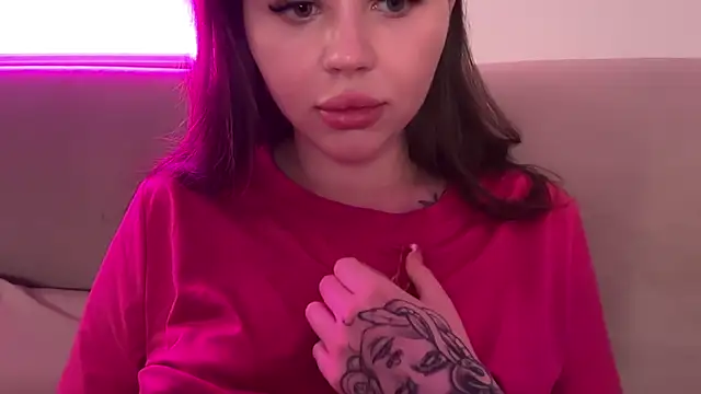 AlmaryKim online show from March 11, 8:14 pm