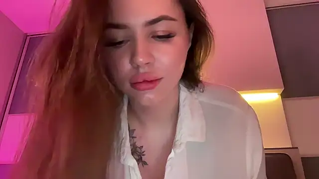 Snapshot of AlmaryKim chatting on February 4, 7:55 pm AlmaryKim online show from February 4, 7:55 pm