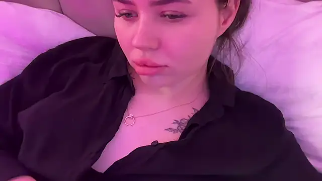 AlmaryKim online show from February 11, 5:46 pm