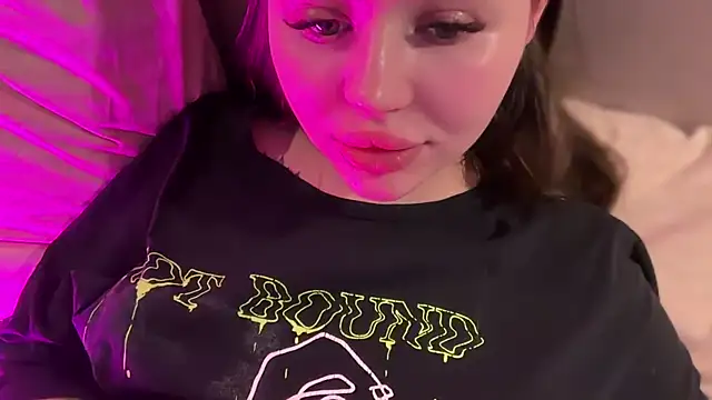 AlmaryKim online show from November 4, 10:35 pm