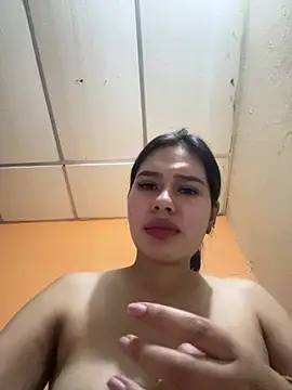 Brianna bunny05 online show from April 19, 4:24 am