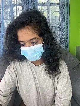 Snapshot of SukiyamaAsia chatting on November 1, 5:47 am SukiyamaAsia online show from November 1, 5:47 am