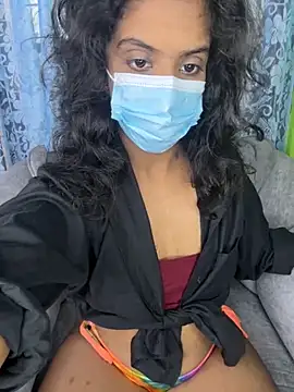 Snapshot of SukiyamaAsia chatting on October 28, 7:29 am SukiyamaAsia online show from October 28, 7:29 am