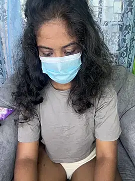 Snapshot of SukiyamaAsia chatting on November 10, 7:13 am SukiyamaAsia online show from November 10, 7:13 am