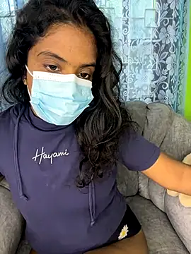 Snapshot of SukiyamaAsia chatting on October 20, 8:04 am SukiyamaAsia online show from October 20, 8:04 am