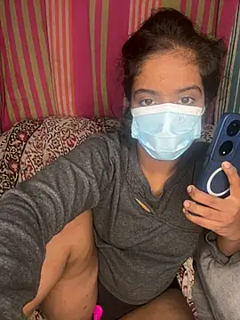 SukiyamaAsia online show from April 9, 6:25 pm