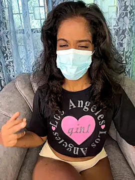 Snapshot of SukiyamaAsia chatting on October 21, 6:13 am SukiyamaAsia online show from October 21, 6:13 am