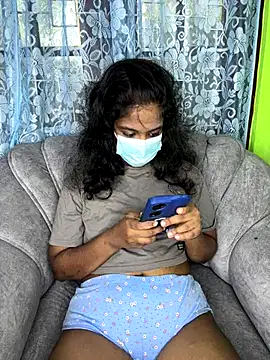 Snapshot of SukiyamaAsia chatting on November 17, 7:12 am SukiyamaAsia online show from November 17, 7:12 am