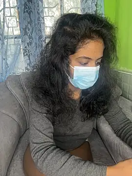 Snapshot of SukiyamaAsia chatting on November 29, 7:19 am SukiyamaAsia online show from November 29, 7:19 am