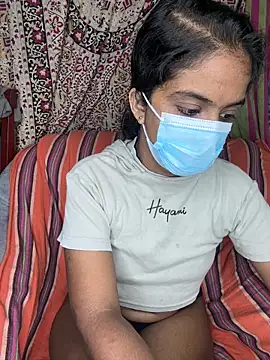 SukiyamaAsia online show from April 2, 5:19 pm