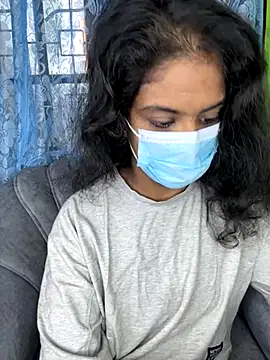 Snapshot of SukiyamaAsia chatting on November 16, 7:13 am SukiyamaAsia online show from November 16, 7:13 am