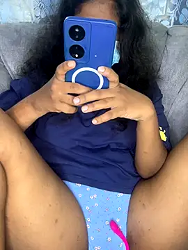 Snapshot of SukiyamaAsia chatting on November 24, 7:30 am SukiyamaAsia online show from November 24, 7:30 am