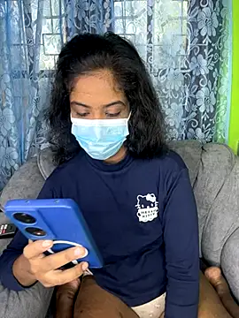 Snapshot of SukiyamaAsia chatting on November 30, 4:24 am SukiyamaAsia online show from November 30, 4:24 am