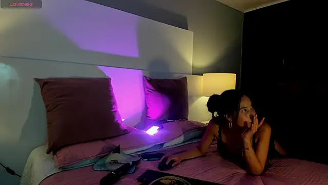 Dylan Katte online show from February 25, 10:09 pm