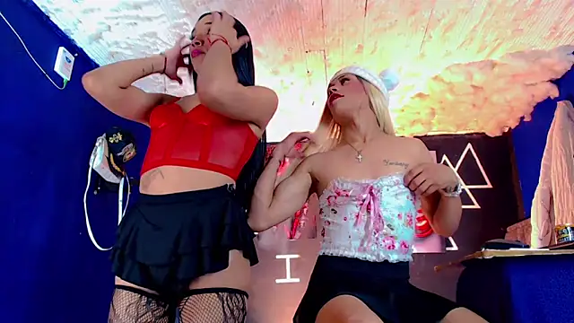 Fersexy Dolls online show from November 12, 4:38 am