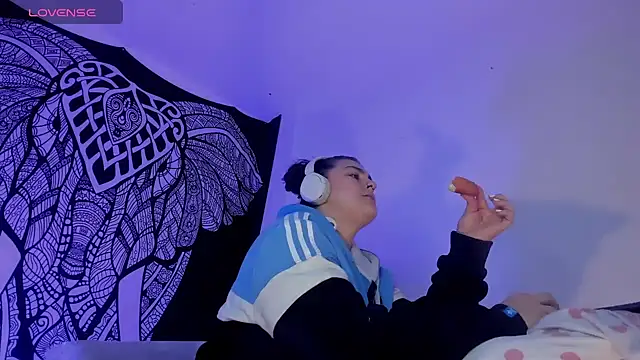 Anny ferrer1 online show from December 19, 9:50 pm