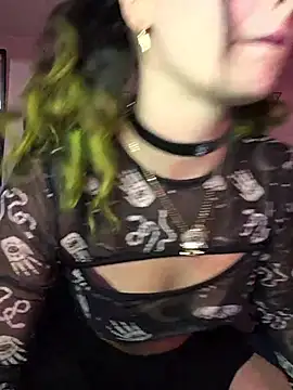 Snapshot of CherryHeart69 chatting on October 31, 3:36 am CherryHeart69 online show from October 31, 3:36 am