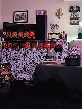 Snapshot of CherryHeart69 chatting on October 25, 3:17 am CherryHeart69 online show from October 25, 3:17 am