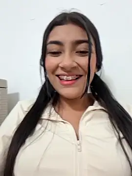 Sweed-virgin-pussy online show from May 18, 1:50 am