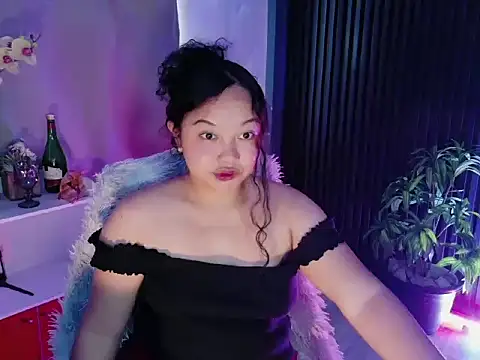 UrFavouriteCravings online show from March 10, 3:54 am