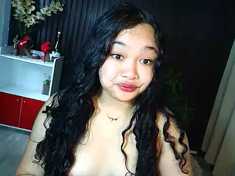 UrFavouriteCravings online show from November 25, 1:28 am