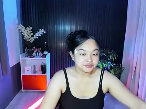 UrFavouriteCravings online show from October 29, 12:53 am