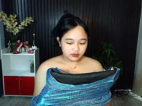 UrFavouriteCravings online show from November 17, 12:47 am