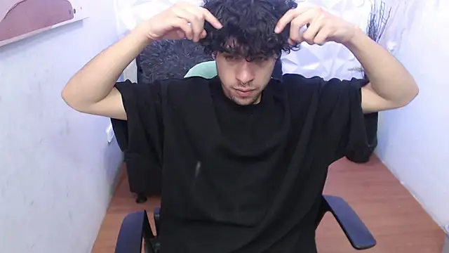 Liil boy online show from November 13, 3:32 am