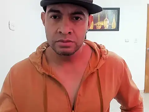 Snapshot of brunolex chatting on November 11, 2:34 pm brunolex online show from November 11, 2:34 pm