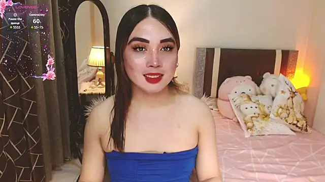 Snapshot of beautyEmpire chatting on October 10, 12:11 am beautyEmpire online show from October 10, 12:11 am