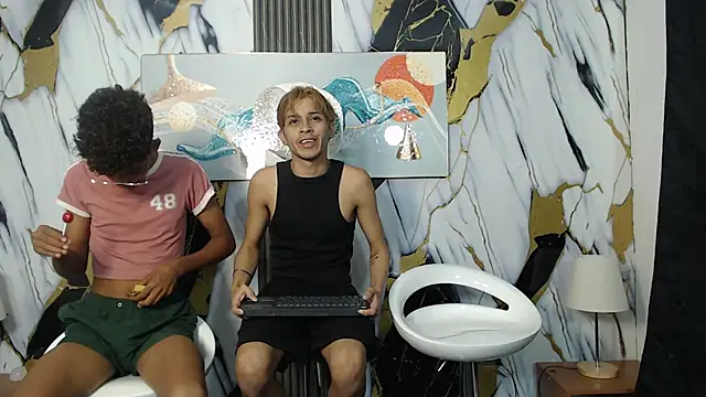 VERY HOT GUYS online show from March 24, 1:16 am