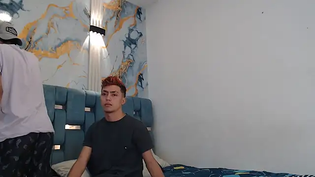 VERY HOT GUYS online show from February 7, 1:19 pm