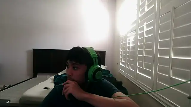 youngasianboy2007 online show from March 11, 9:09 pm