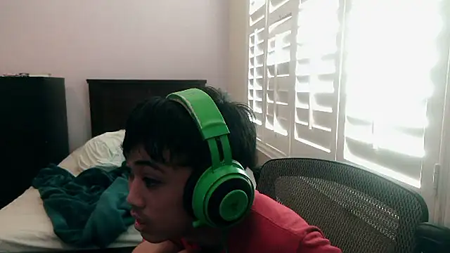 youngasianboy2007 online show from February 8, 8:39 pm