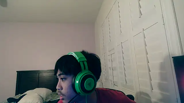 youngasianboy2007 online show from April 5, 5:47 am