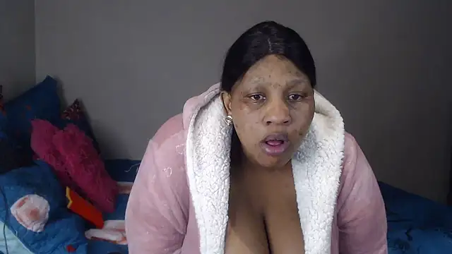 PIXIEBITCHXXX26 online show from June 19, 10:58 pm
