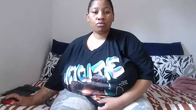 PIXIEBITCHXXX26 online show from November 14, 11:14 am