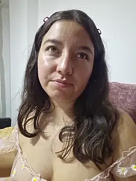 annyaparis online show from December 4, 11:59 pm