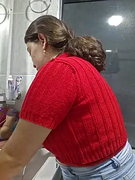 annyaparis online show from December 3, 2:56 am